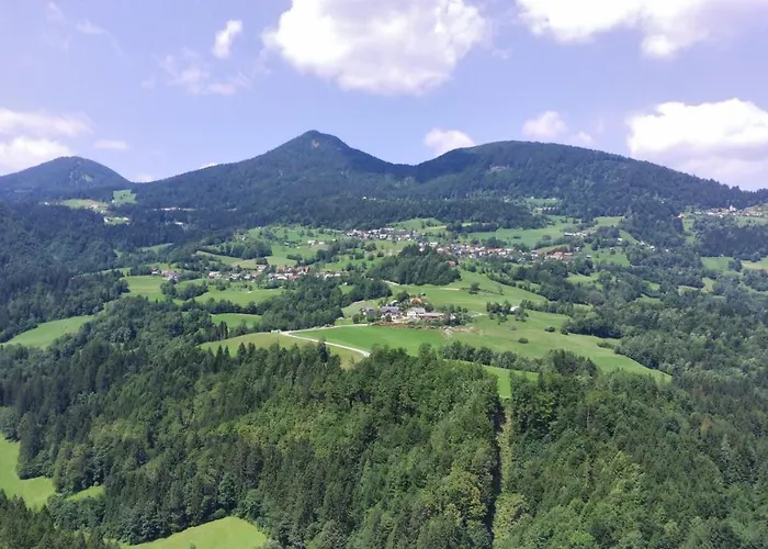 Apartma Povlc Holiday home Poljane nad Skofjo Loko